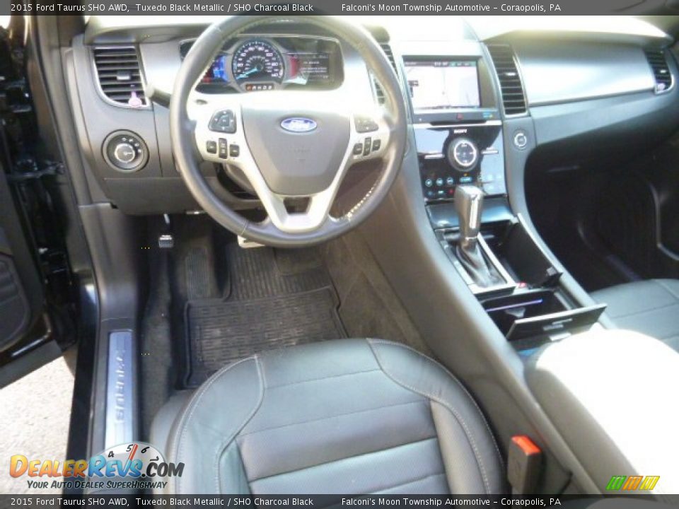 2015 Ford Taurus SHO AWD Tuxedo Black Metallic / SHO Charcoal Black Photo #17