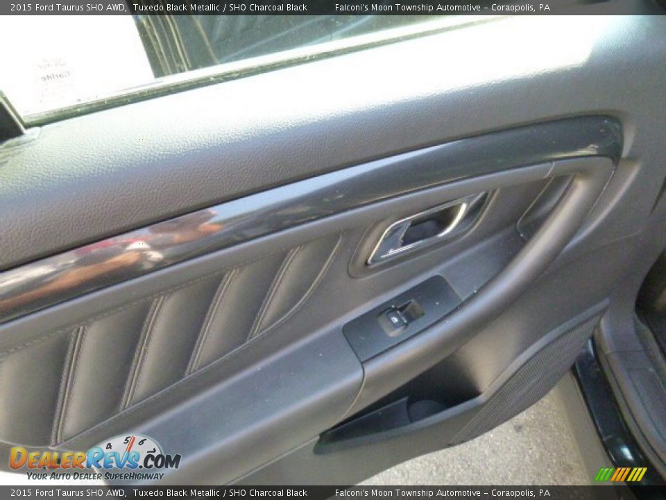 2015 Ford Taurus SHO AWD Tuxedo Black Metallic / SHO Charcoal Black Photo #18