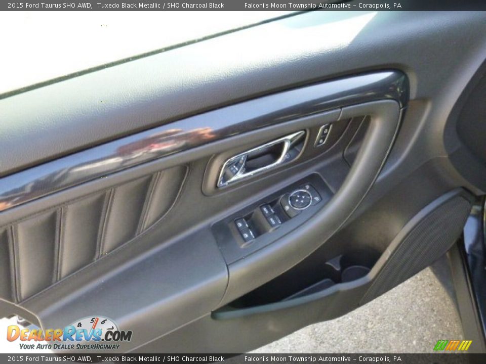 2015 Ford Taurus SHO AWD Tuxedo Black Metallic / SHO Charcoal Black Photo #19