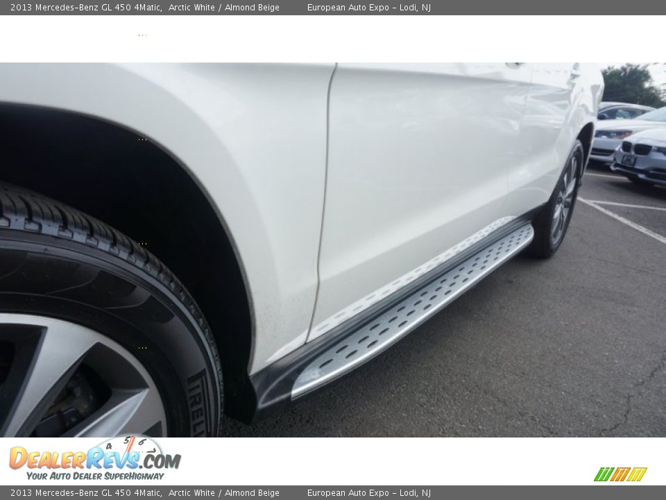 2013 Mercedes-Benz GL 450 4Matic Arctic White / Almond Beige Photo #9