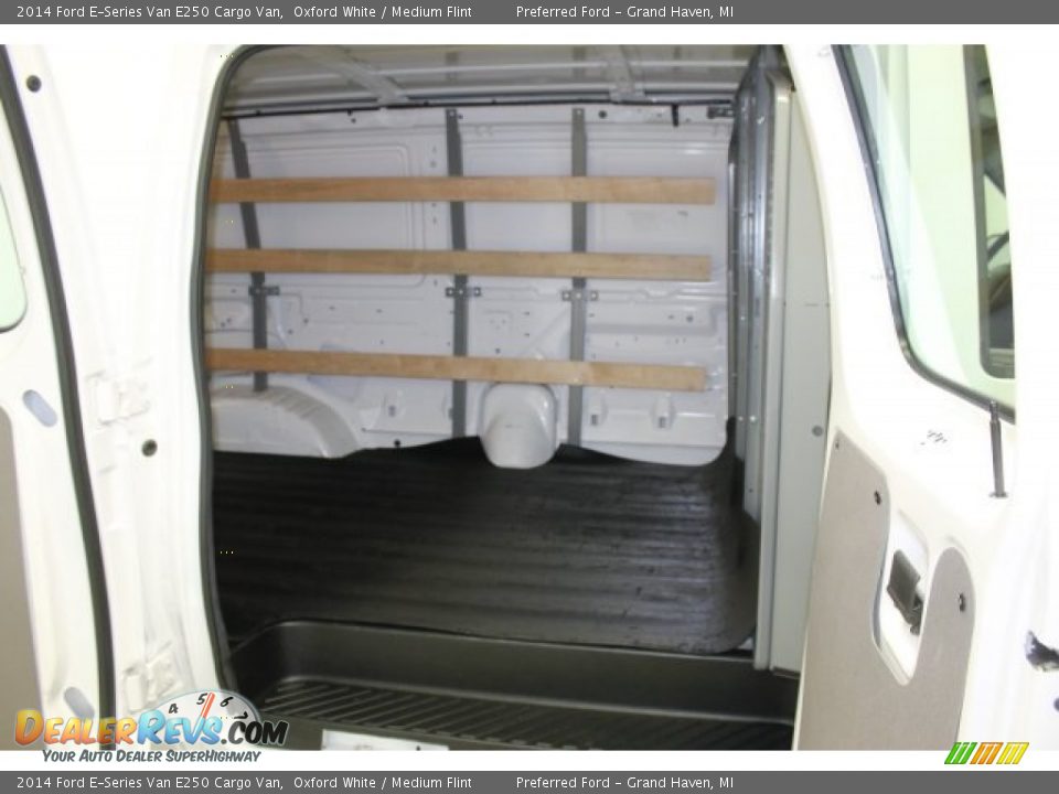 2014 Ford E-Series Van E250 Cargo Van Oxford White / Medium Flint Photo #13