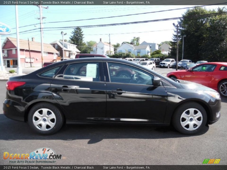 2015 Ford Focus S Sedan Tuxedo Black Metallic / Charcoal Black Photo #4