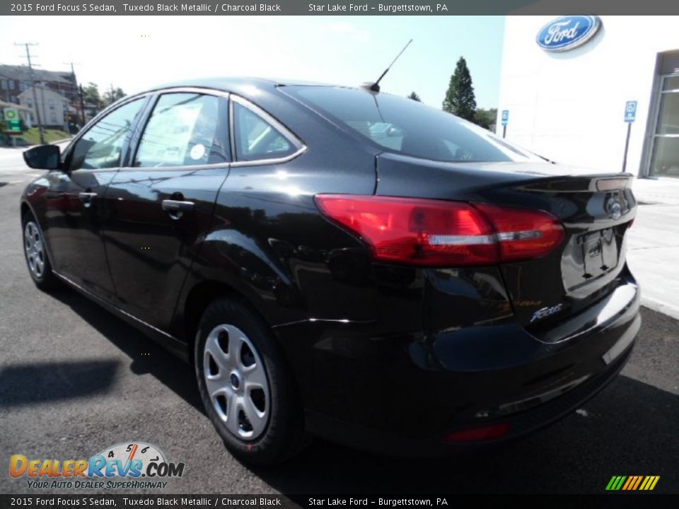 2015 Ford Focus S Sedan Tuxedo Black Metallic / Charcoal Black Photo #8