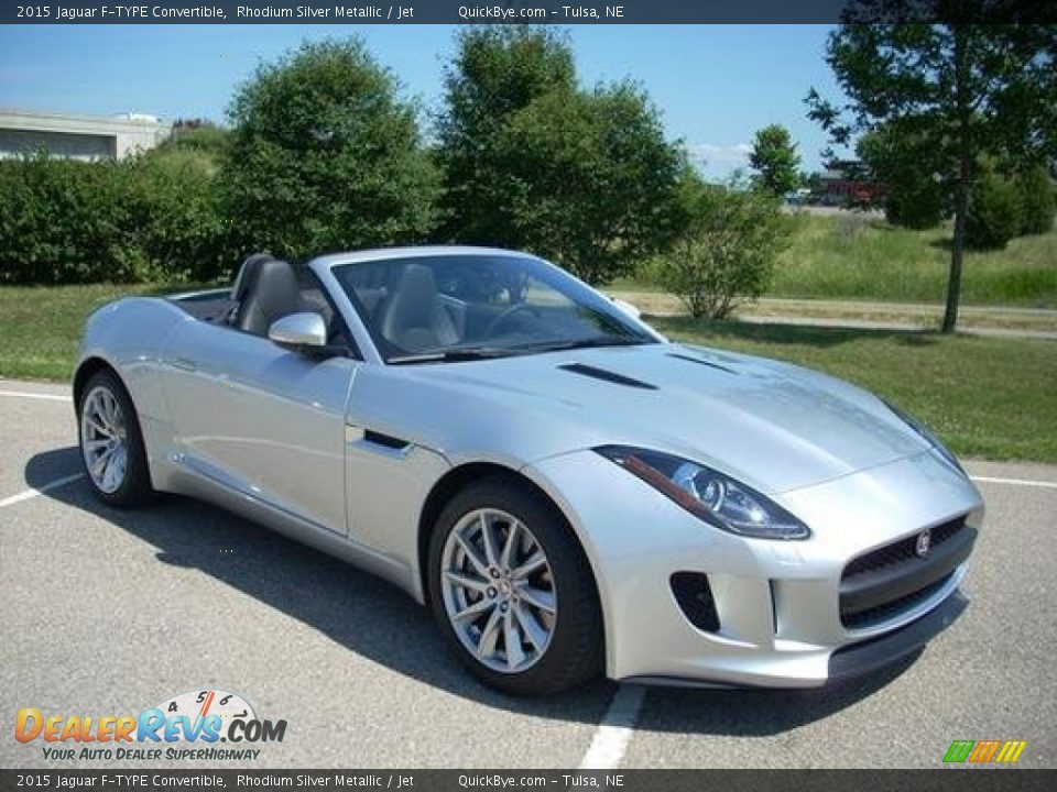 Front 3/4 View of 2015 Jaguar F-TYPE Convertible Photo #3