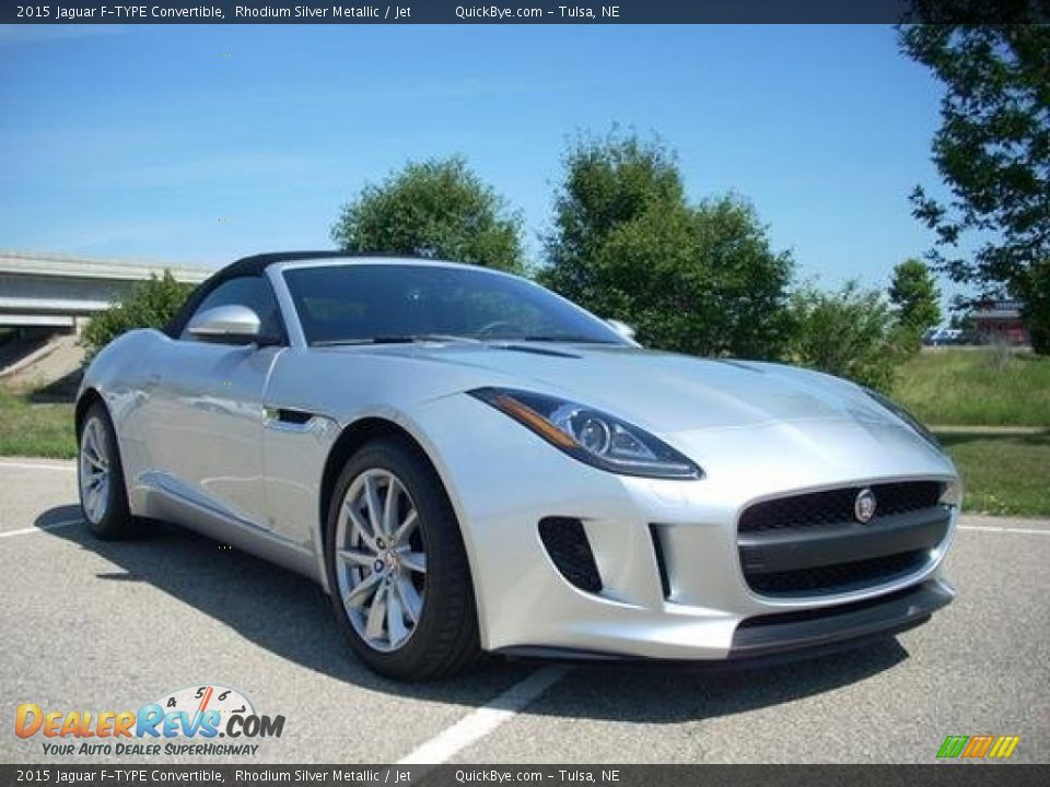 Front 3/4 View of 2015 Jaguar F-TYPE Convertible Photo #5