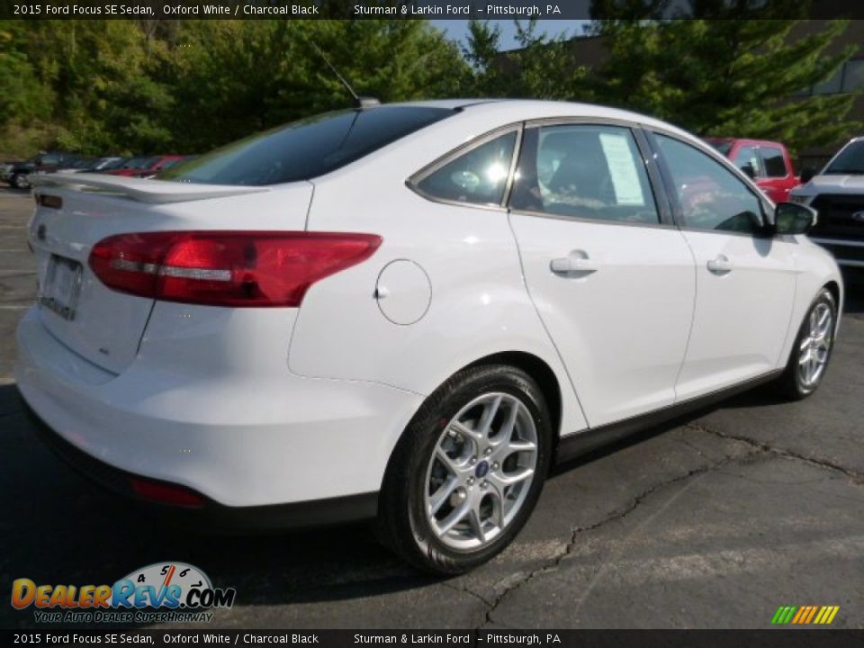 2015 Ford Focus SE Sedan Oxford White / Charcoal Black Photo #2