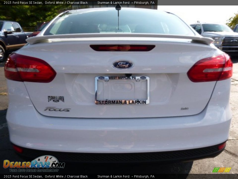 2015 Ford Focus SE Sedan Oxford White / Charcoal Black Photo #3