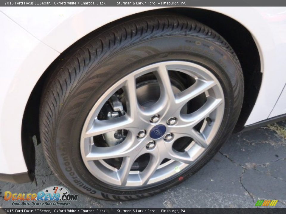2015 Ford Focus SE Sedan Oxford White / Charcoal Black Photo #7