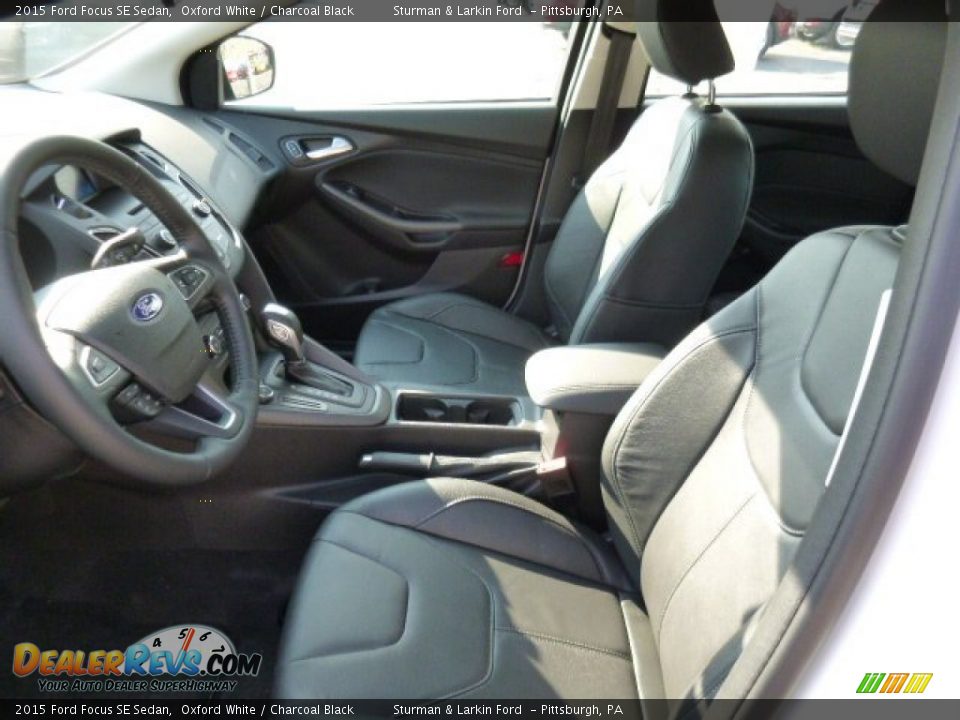 2015 Ford Focus SE Sedan Oxford White / Charcoal Black Photo #8