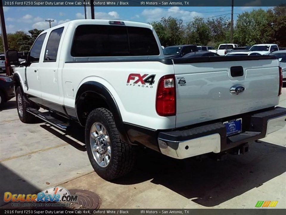 2016 Ford F250 Super Duty Lariat Crew Cab 4x4 Oxford White / Black Photo #17