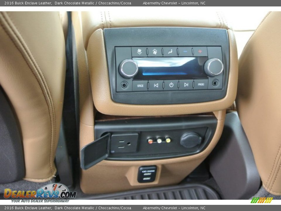 Controls of 2016 Buick Enclave Leather Photo #20