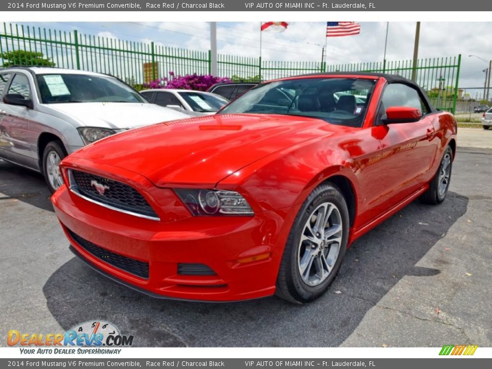 2014 Ford Mustang V6 Premium Convertible Race Red / Charcoal Black Photo #28