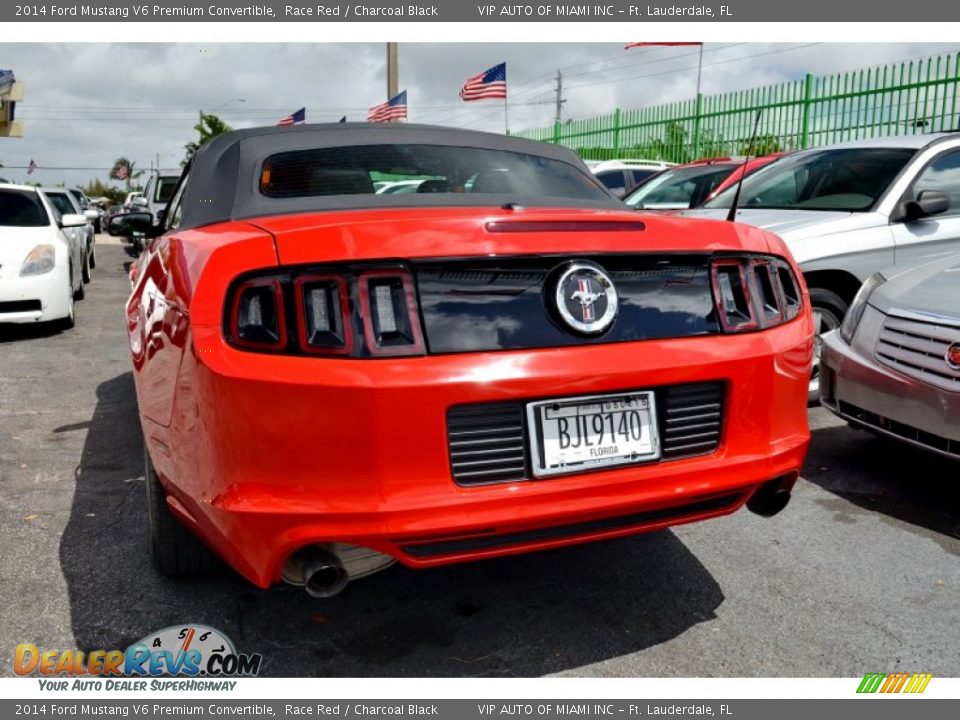 2014 Ford Mustang V6 Premium Convertible Race Red / Charcoal Black Photo #33