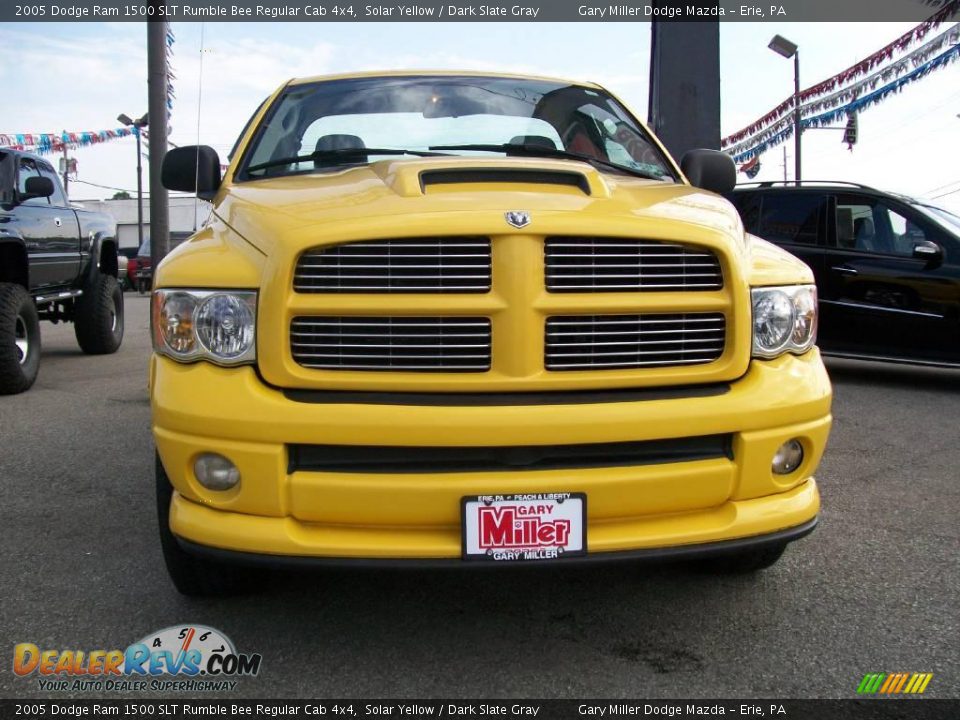 2005 Dodge Ram 1500 SLT Rumble Bee Regular Cab 4x4 Solar Yellow / Dark Slate Gray Photo #9