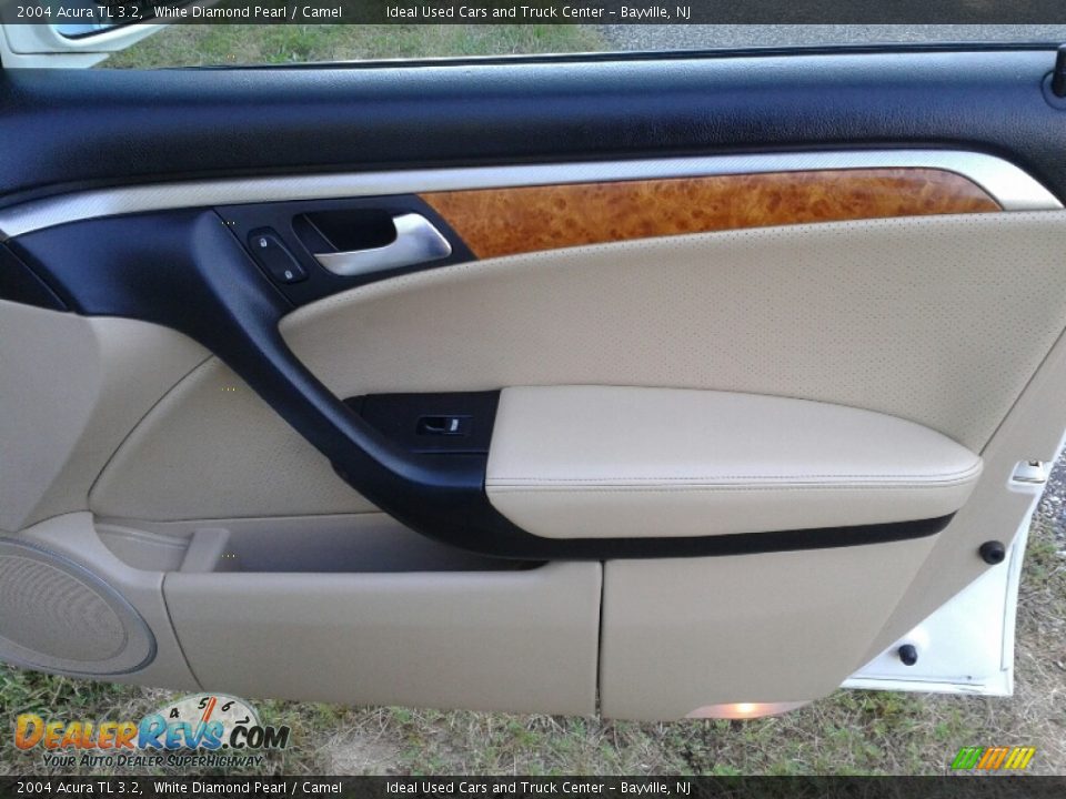 2004 Acura TL 3.2 White Diamond Pearl / Camel Photo #23