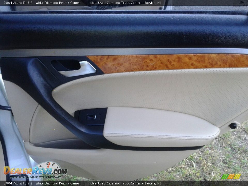 2004 Acura TL 3.2 White Diamond Pearl / Camel Photo #26