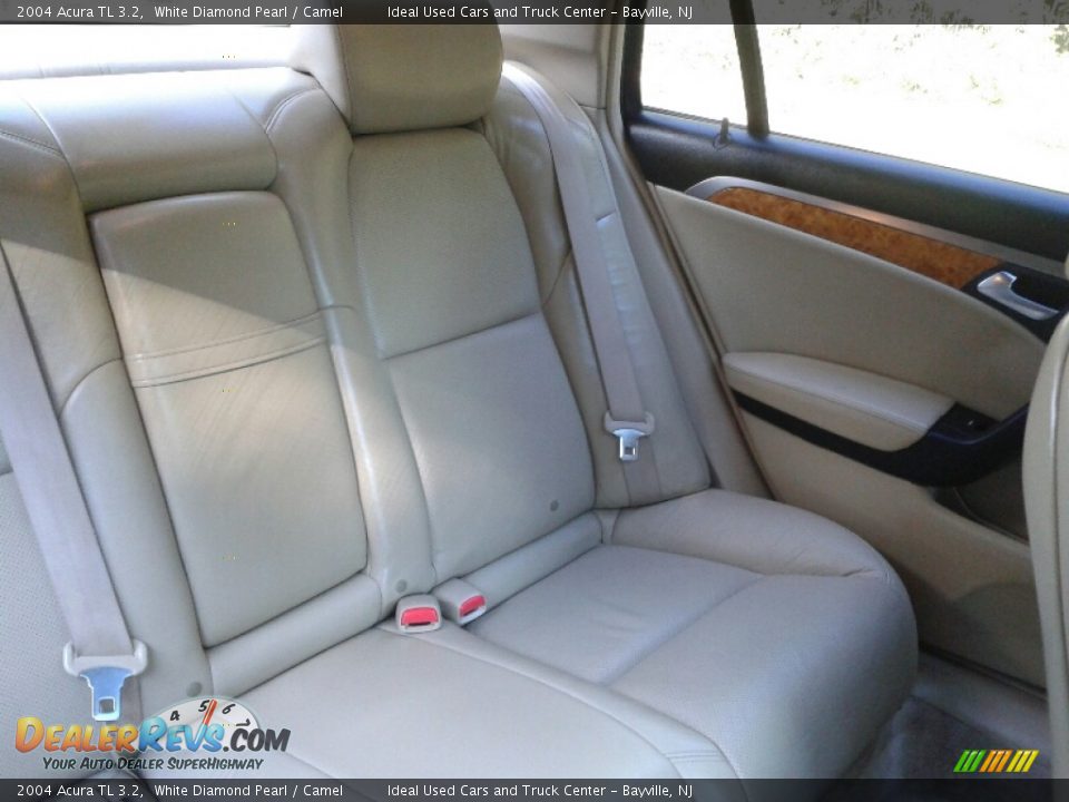 2004 Acura TL 3.2 White Diamond Pearl / Camel Photo #28