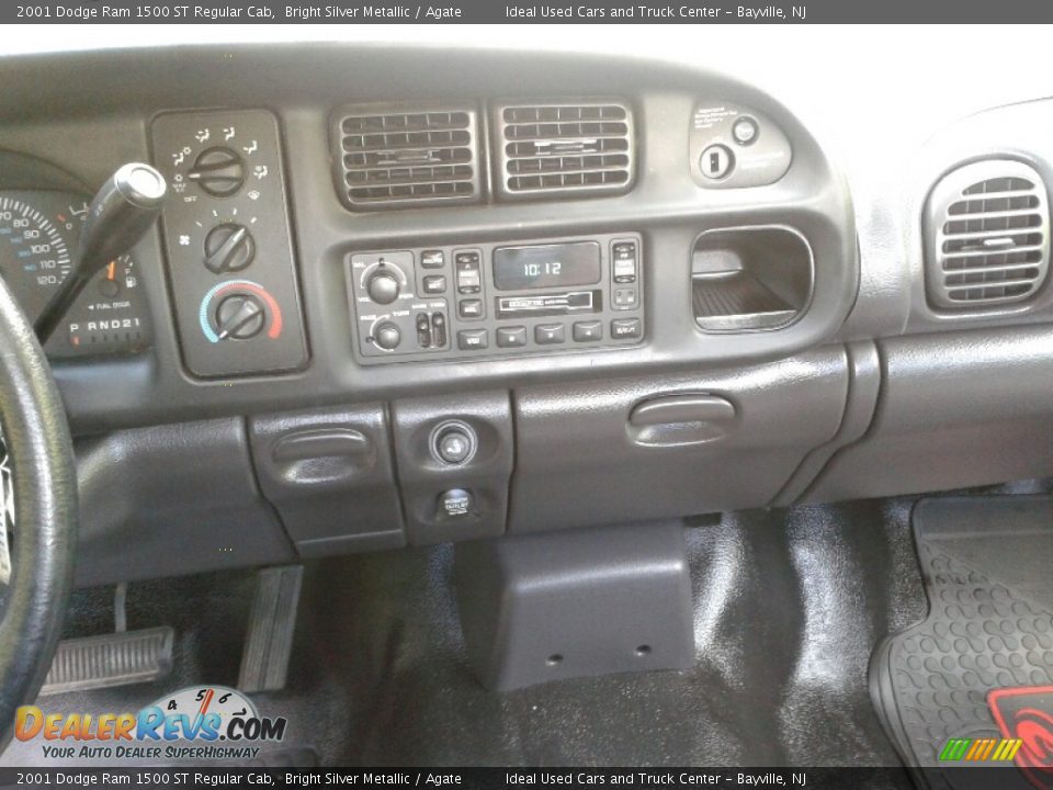 2001 Dodge Ram 1500 ST Regular Cab Bright Silver Metallic / Agate Photo #16