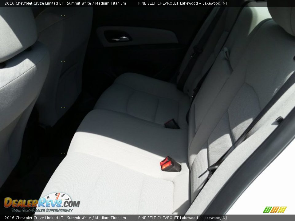 2016 Chevrolet Cruze Limited LT Summit White / Medium Titanium Photo #6