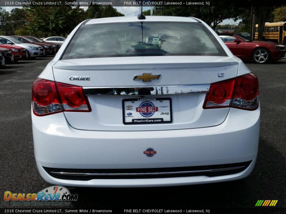 2016 Chevrolet Cruze Limited LT Summit White / Brownstone Photo #5