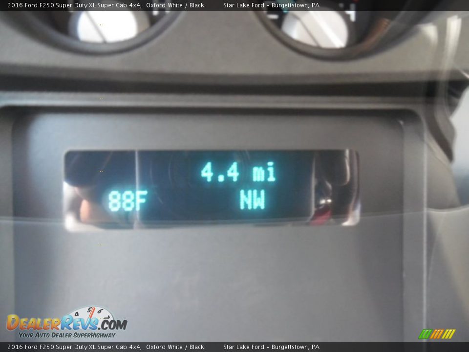 2016 Ford F250 Super Duty XL Super Cab 4x4 Oxford White / Black Photo #20