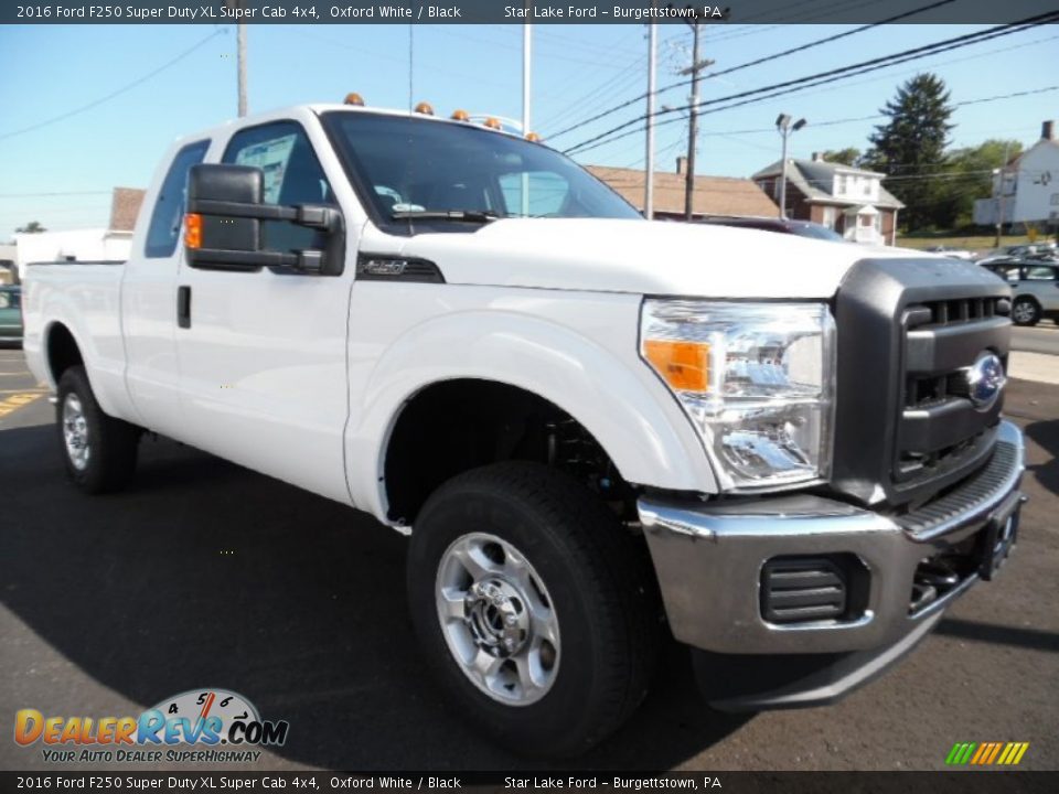 2016 Ford F250 Super Duty XL Super Cab 4x4 Oxford White / Black Photo #3