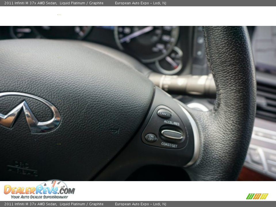 2011 Infiniti M 37x AWD Sedan Liquid Platinum / Graphite Photo #29