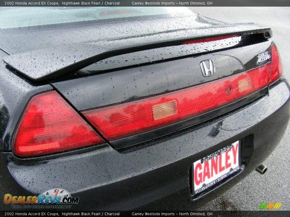 2002 Honda Accord EX Coupe Nighthawk Black Pearl / Charcoal Photo #22