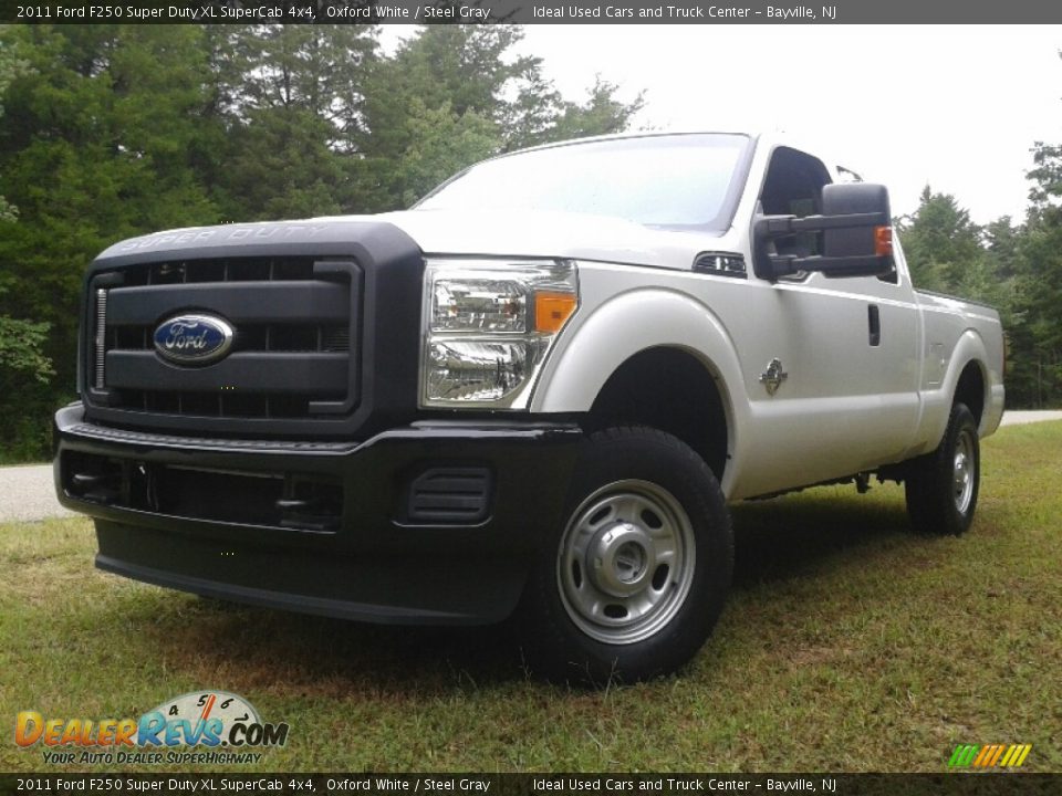 2011 Ford F250 Super Duty XL SuperCab 4x4 Oxford White / Steel Gray Photo #1