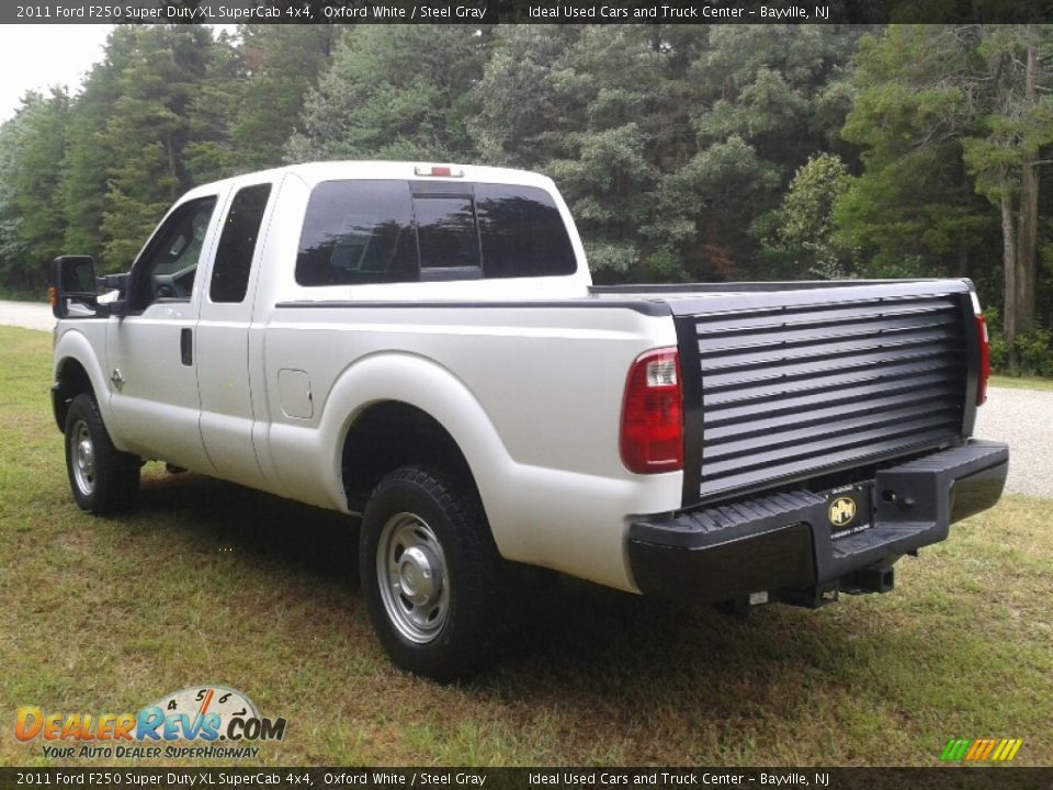 2011 Ford F250 Super Duty XL SuperCab 4x4 Oxford White / Steel Gray Photo #9