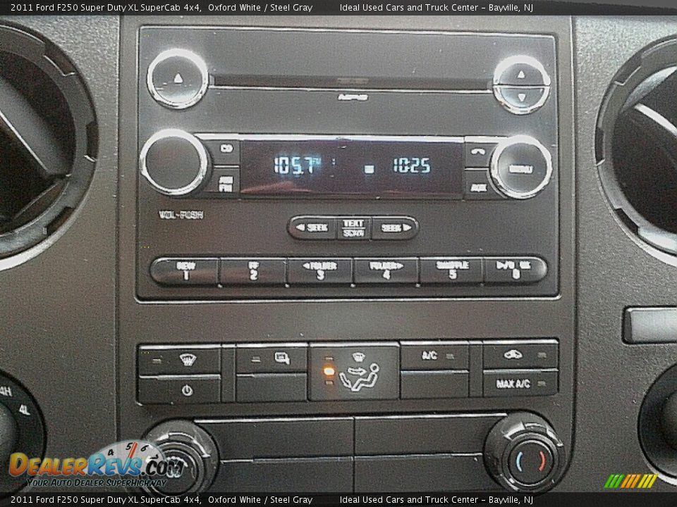2011 Ford F250 Super Duty XL SuperCab 4x4 Oxford White / Steel Gray Photo #20