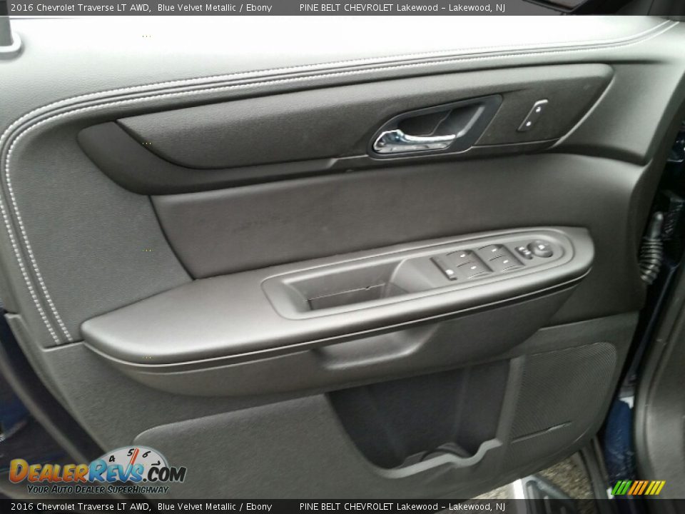 2016 Chevrolet Traverse LT AWD Blue Velvet Metallic / Ebony Photo #8