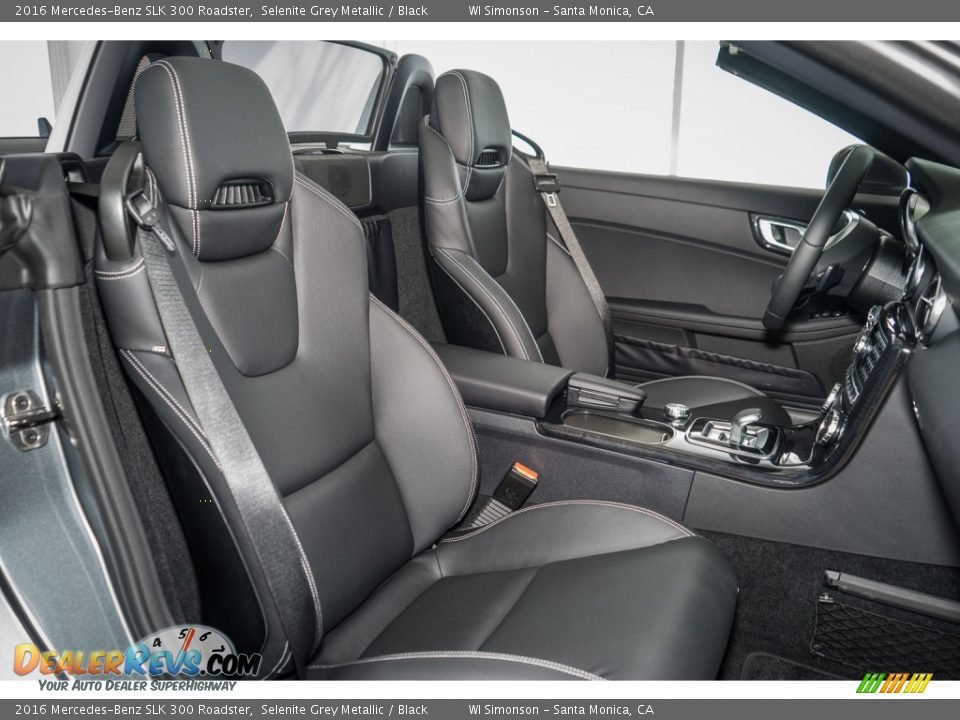 Front Seat of 2016 Mercedes-Benz SLK 300 Roadster Photo #2