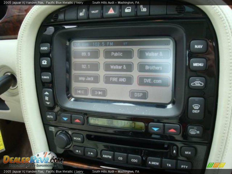 2005 Jaguar XJ Vanden Plas Pacific Blue Metallic / Ivory Photo #13