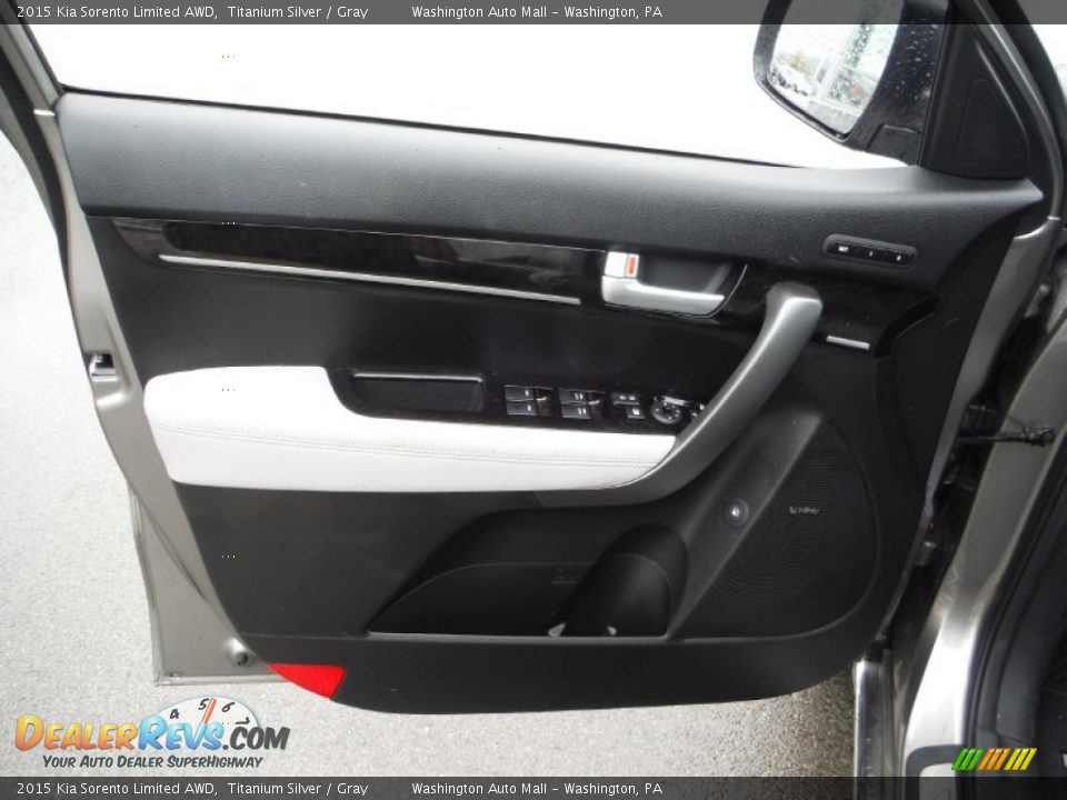 2015 Kia Sorento Limited AWD Titanium Silver / Gray Photo #12