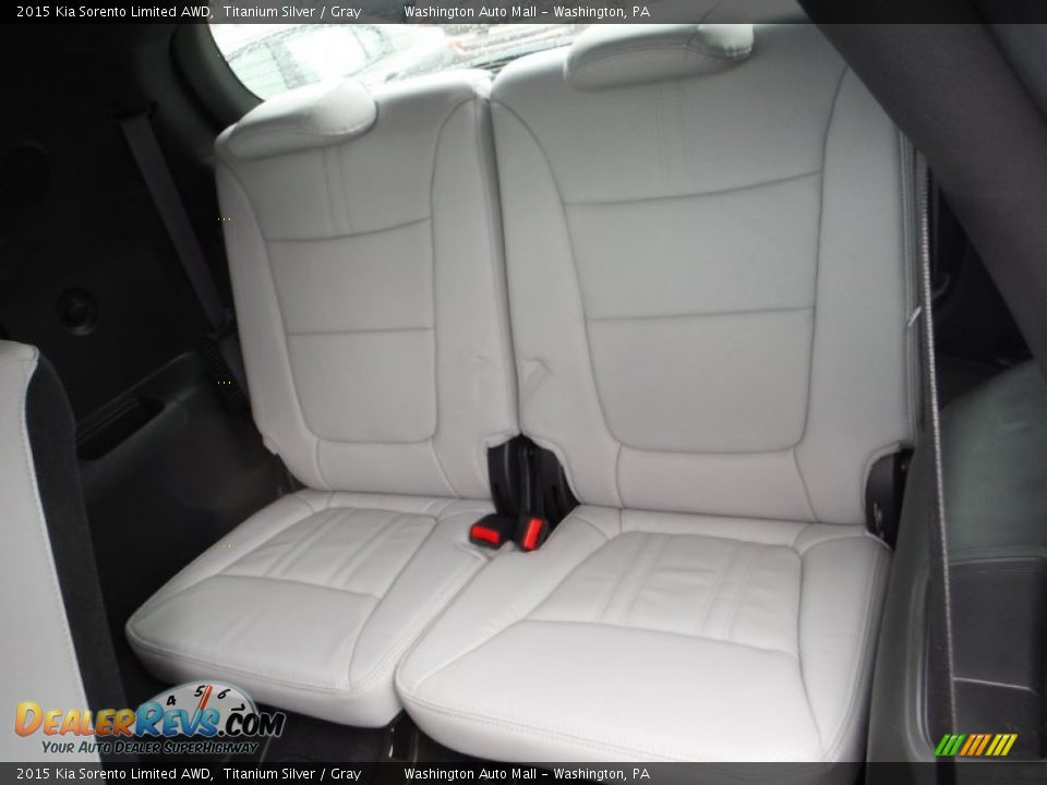Rear Seat of 2015 Kia Sorento Limited AWD Photo #21