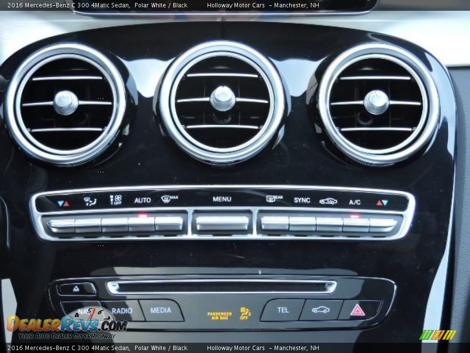 2016 Mercedes-Benz C 300 4Matic Sedan Polar White / Black Photo #7