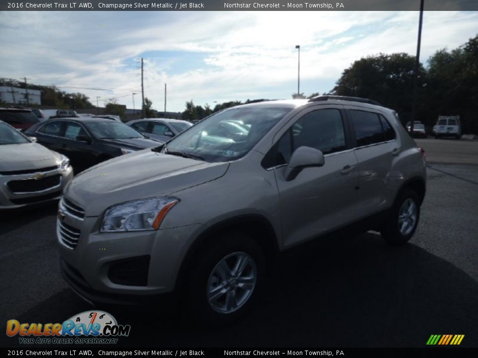 2016 Chevrolet Trax LT AWD Champagne Silver Metallic / Jet Black Photo #1