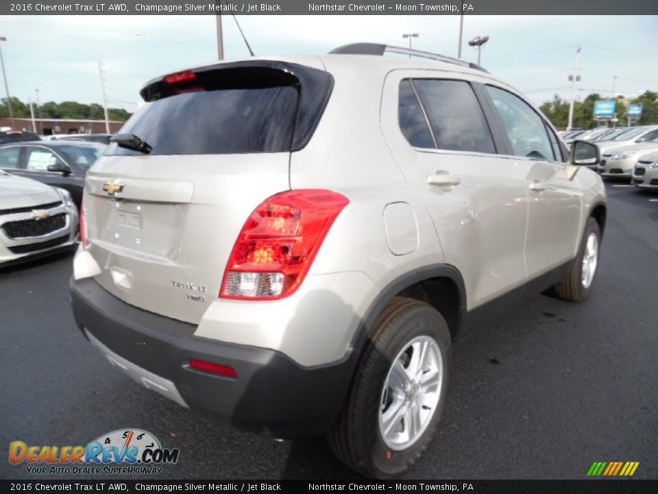 2016 Chevrolet Trax LT AWD Champagne Silver Metallic / Jet Black Photo #6