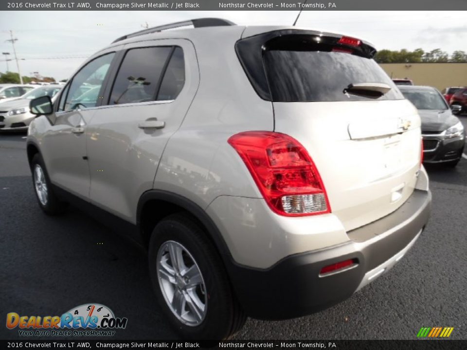 2016 Chevrolet Trax LT AWD Champagne Silver Metallic / Jet Black Photo #9
