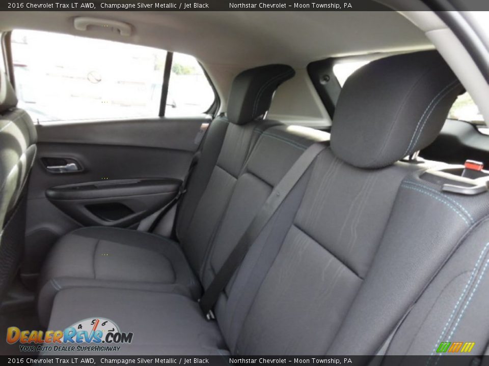 2016 Chevrolet Trax LT AWD Champagne Silver Metallic / Jet Black Photo #13