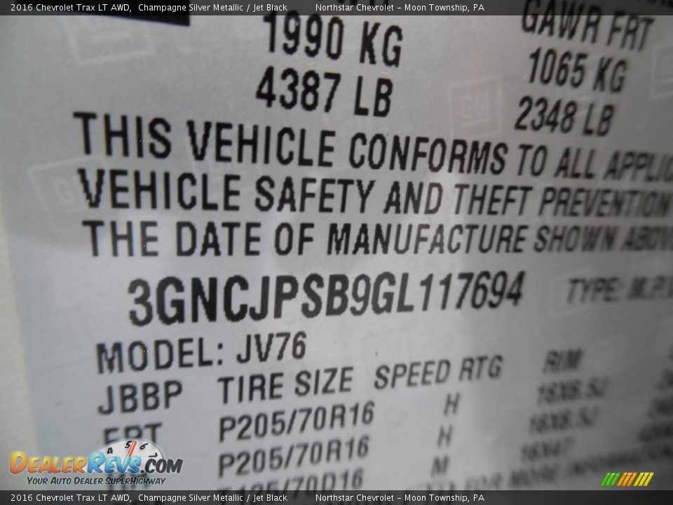 2016 Chevrolet Trax LT AWD Champagne Silver Metallic / Jet Black Photo #16