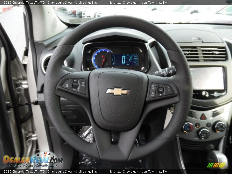 2016 Chevrolet Trax LT AWD Champagne Silver Metallic / Jet Black Photo #18