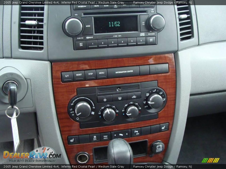 2005 Jeep Grand Cherokee Limited 4x4 Inferno Red Crystal Pearl / Medium Slate Gray Photo #12