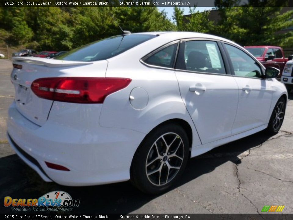 2015 Ford Focus SE Sedan Oxford White / Charcoal Black Photo #2