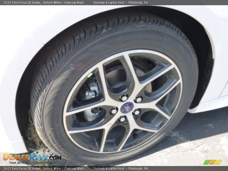 2015 Ford Focus SE Sedan Oxford White / Charcoal Black Photo #7