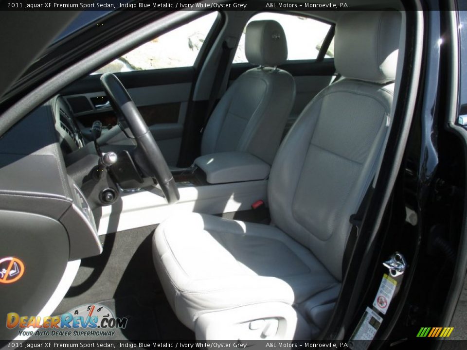 2011 Jaguar XF Premium Sport Sedan Indigo Blue Metallic / Ivory White/Oyster Grey Photo #12