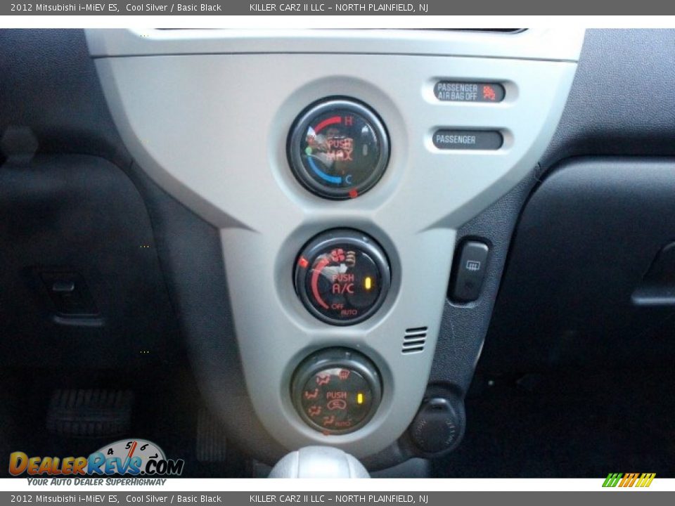 Controls of 2012 Mitsubishi i-MiEV ES Photo #20
