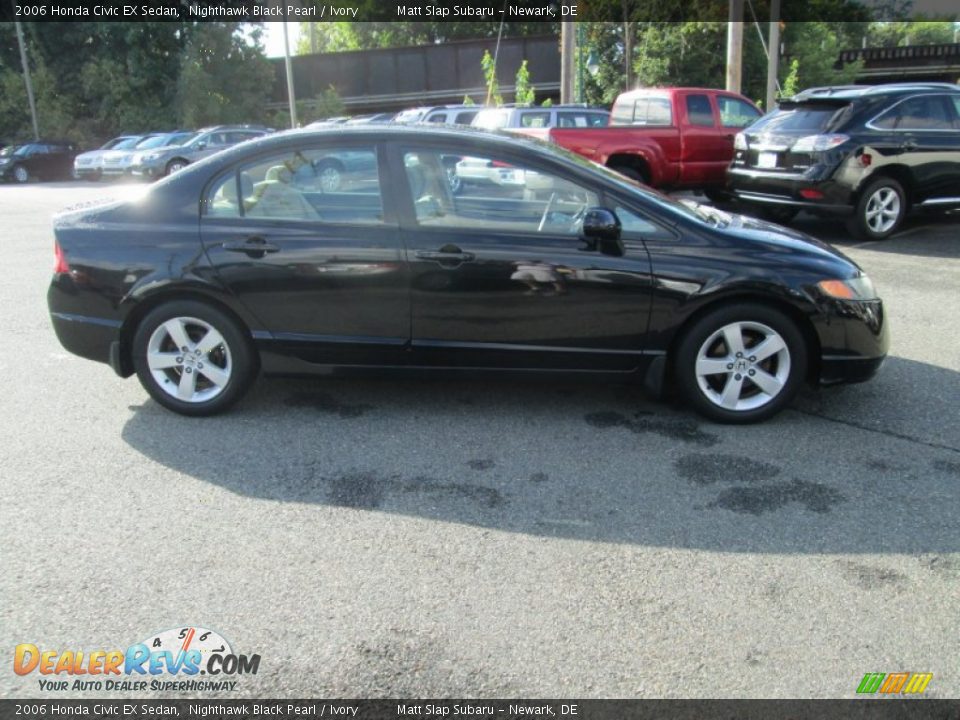 2006 Honda Civic EX Sedan Nighthawk Black Pearl / Ivory Photo #5