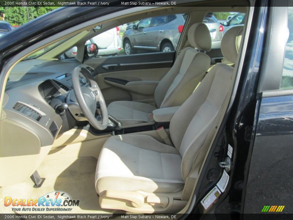 2006 Honda Civic EX Sedan Nighthawk Black Pearl / Ivory Photo #12